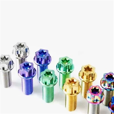 Sõidukid kasutasid titaankruvisid ja pähkleid